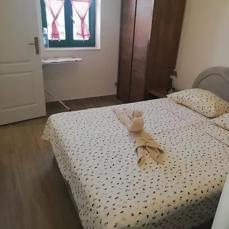 Nikini Dvori Dom wakacyjny Gradac (Sibenik-Knin)