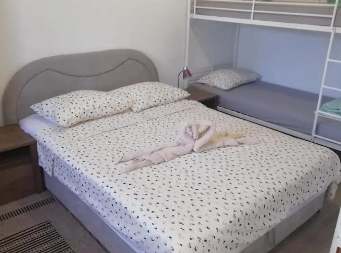 Nikini Dvori Tatil Evi *
